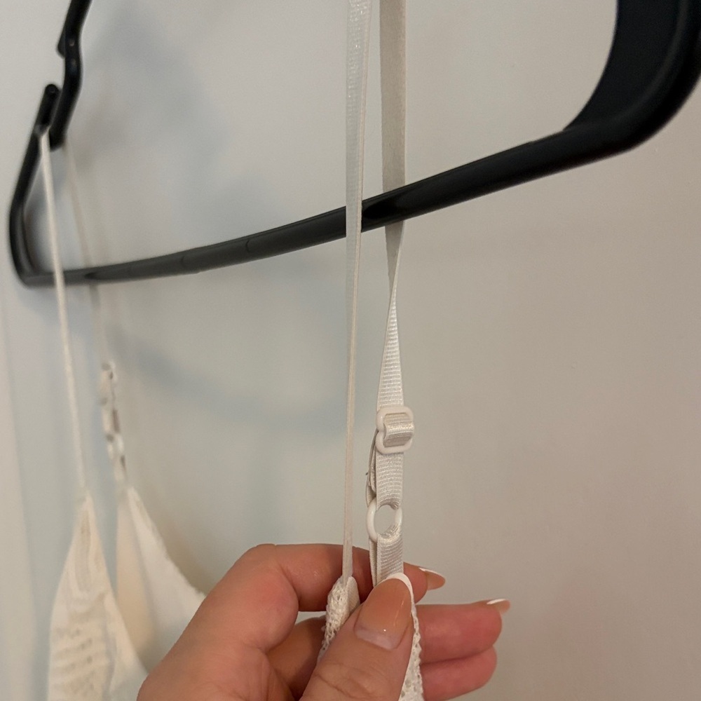 Charlotte Russe Ivory Lace Top - Picture 5 of 6